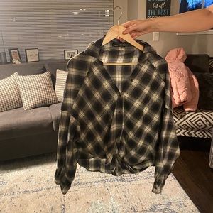 Cotton plaid tied shirt